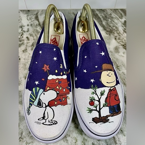 Vans Other - Size 8.5 - VANS Peanuts Charlie Brown Christmas Men's Classic Slip-On Sneakers